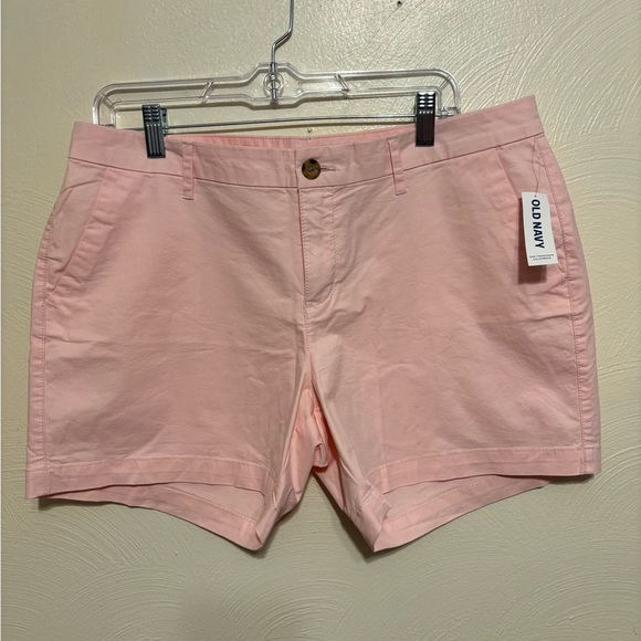 Old Navy Women's Soft Pink Shorts - Picture 1 of 8